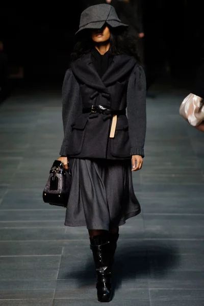 Look 13